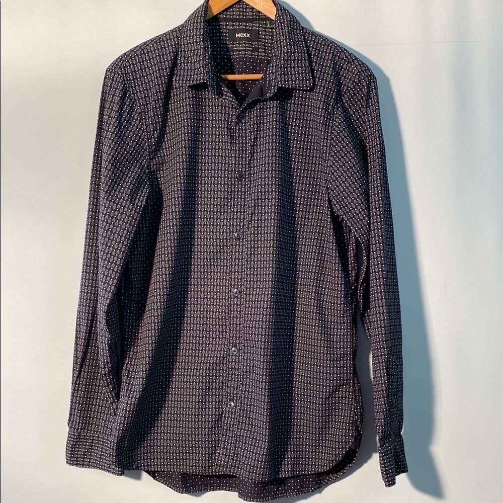 Mexx Black Casual Button Down Shirt with Tailored Fit